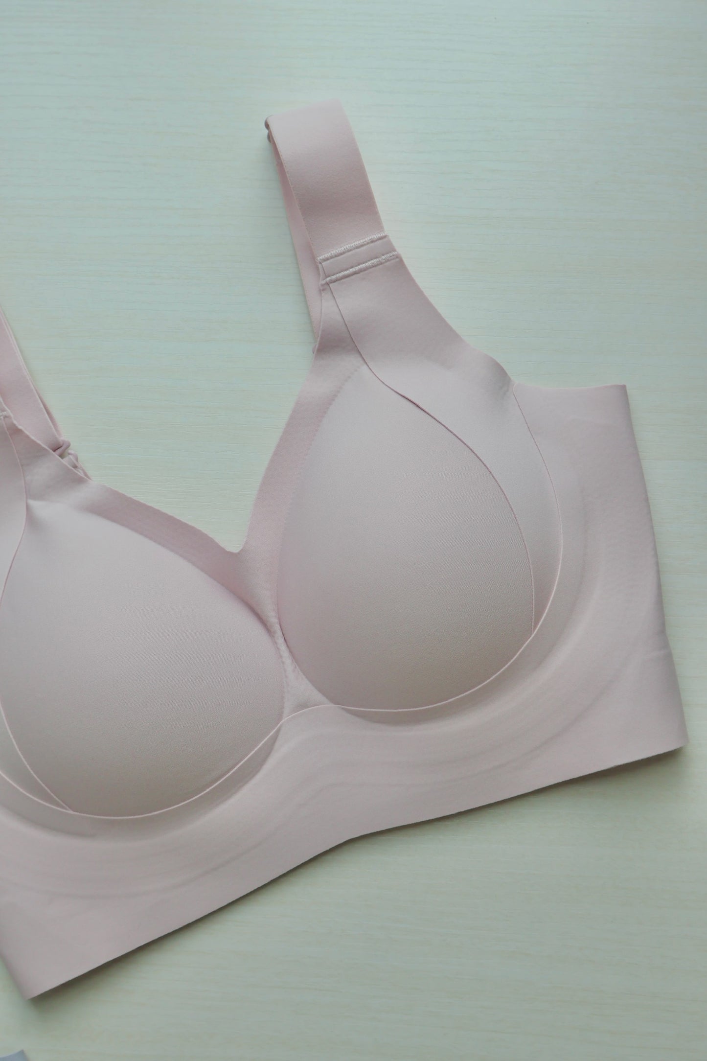 Verna Full Cup Seamless Adjustable Bra