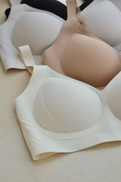 Revive Seamless 3D-Shaped Bra