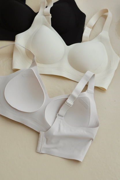 Revive Seamless 3D-Shaped Bra